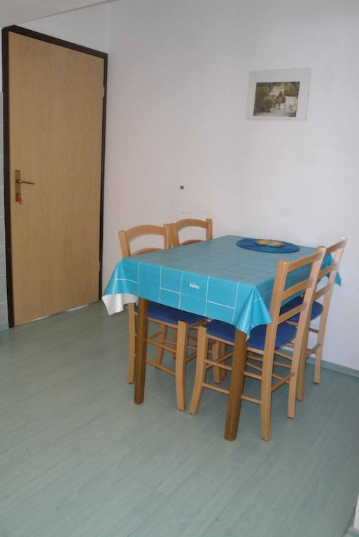 Apartments Marica Trogir Zimmer foto